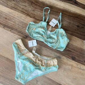 Spell & The Gypsy Maisie Bralette\Bloomer set